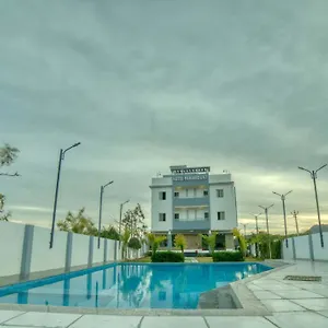 Hotel Paramount ***